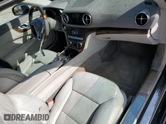 2013 Mercedes-Benz SL 550 z VIN WDDJK7DAXDF005693, wystawiony jako Copart lot #51495395 z przebiegiem 135 406 mil mil oraz Szkoda całkowita • Salvage title. Historia ofert i sprzedaży dostępna na DreamBid. Obrazek 8.