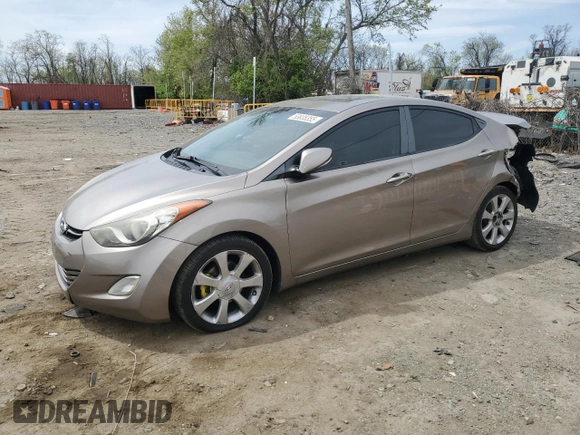 2013 Hyundai Elantra GLS z VIN 5NPDH4AE5DH272290, wystawiony jako Copart lot #53835355 z przebiegiem 137 289 mil mil oraz Szkoda całkowita • Salvage title. Historia ofert i sprzedaży dostępna na DreamBid. Obrazek 1.