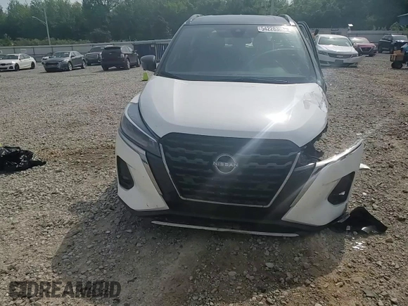 2023 Nissan Kicks SR with VIN 3N1CP5DV8PL506994, listed as a Copart auction lot 54228385 with 27,227 mi miles and Salvage Title. Bid and sale history available at DreamBid. Image 13.