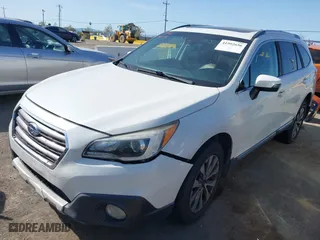 2017 Subaru Outback Touring with VIN 4S4BSETC5H3382683, listed as a IAAI auction lot 41992656 with 226,518 mi miles. Bid and sale history available at carsss.com. Image 17.
