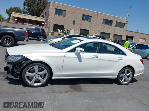 2014 Mercedes-Benz CLS 550 with VIN WDDLJ7DB6EA102554, listed as a IAAI auction lot 42451281 with 67,592 mi miles and . Bid and sale history available at DreamBid. Image 15.