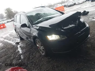 2015 Volkswagen Golf SportWagen TDI S with VIN 3VWCA7AU5FM507791, listed as a IAAI auction lot 41727707 with 150,738 mi miles. Bid and sale history available at carsss.com. Image 1.
