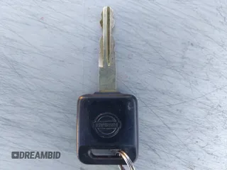 2002 Nissan Xterra XE z VIN 5N1ED28Y12C571994, wystawiony jako IAAI lot #41401574 z przebiegiem 141 383 mil mil oraz . Historia ofert i sprzedaży dostępna na DreamBid. Obrazek 11.