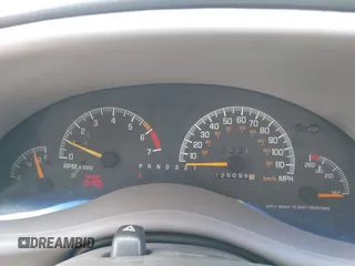2001 Pontiac Grand Prix GTP z VIN 1G2WR12161F224789, wystawiony jako IAAI lot #42274536 z przebiegiem 125 098 mil mil oraz . Historia ofert i sprzedaży dostępna na DreamBid. Obrazek 7.