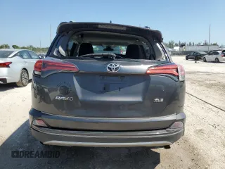 2018 Toyota RAV4 XLE with VIN 2T3WFREV1JW475641, listed as a Copart auction lot 54357525 with 53,609 mi miles and Salvage Title. Bid and sale history available at DreamBid. Image 6.
