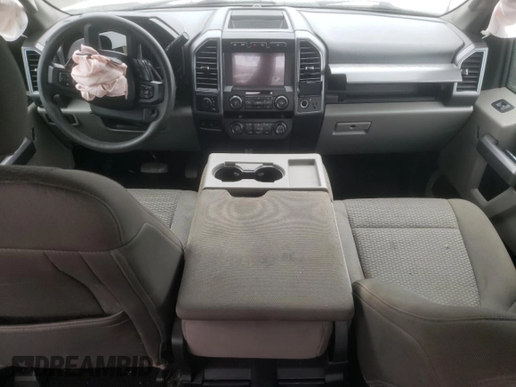 2019 Ford F-450 XL with VIN 1FT8W4DTXKEE61368, listed as a Copart auction lot 82615774 with Not Provided miles and Salvage Title. Bid and sale history available at carsss.com. Image 8.