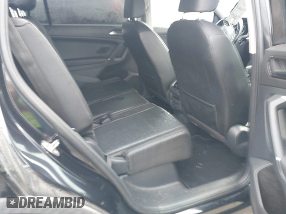 2018 Volkswagen Tiguan SEL с VIN 3VV3B7AX9JM068003, выставлен на аукционе IAAI как лот 41917511 с пробегом 75 656 миль миль и . История ставок и продаж доступна на DreamBid. Изображение 8.