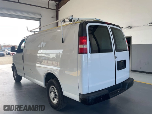 2015 Chevrolet Express Cargo with VIN 1GCWGFCF5F1172987, listed as a IAAI auction lot 42775101 with 159,466 mi miles and . Bid and sale history available at DreamBid. Image 4.