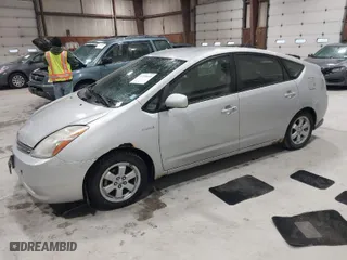 2007 Toyota Prius with VIN JTDKB20U977649489, listed as a IAAI auction lot 41772600 with 248,525 mi miles. Bid and sale history available at carsss.com. Image 2.