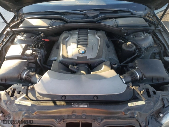 2006 BMW 7 Series 750i with VIN WBAHL83516DT01293, listed as a Copart auction lot 49506035 with 0 mi miles and Salvage Title. Bid and sale history available at carsss.com. Image 13.