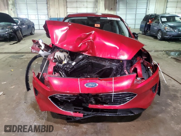 2021 Ford Escape SE z VIN 1FMCU9G69MUA98049, wystawiony jako Copart lot #86615164 z przebiegiem 13 429 mil mil oraz Szkoda całkowita • Salvage title. Historia ofert i sprzedaży dostępna na DreamBid. Obrazek 5.