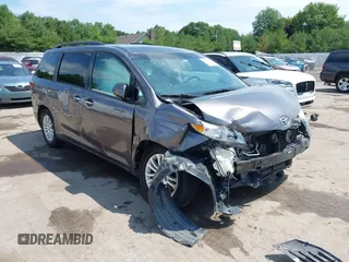 2015 Toyota Sienna XLE with VIN 5TDYK3DCXFS633128, listed as a IAAI auction lot 42527073 with 149,926 mi miles and . Bid and sale history available at DreamBid. Image 6.