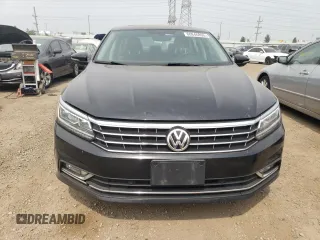 2017 Volkswagen Passat SE with VIN 1VWGT7A36HC063392, listed as a Copart auction lot 60846895 with 153,006 mi miles and Clean title. Bid and sale history available at DreamBid. Image 5.