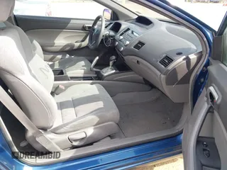 2008 Honda Civic Cpe LX with VIN 2HGFG12648H535418, listed as a IAAI auction lot 42040685 with 196,183 mi miles. Bid and sale history available at carsss.com. Image 5.