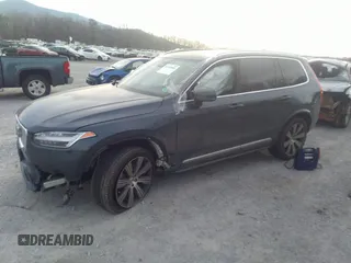 2024 Volvo XC90 Plus Bright Theme with VIN YV4062PE3R1190974, listed as a IAAI auction lot 41785085 with 12,283 mi miles and . Bid and sale history available at DreamBid. Image 18.