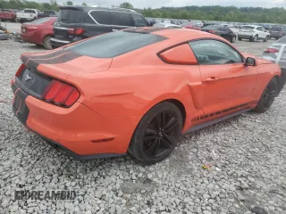 2015 Ford Mustang EcoBoost z VIN 1FA6P8TH2F5368462, wystawiony jako Copart lot #55426645 z przebiegiem 102 757 mil mil oraz Szkoda całkowita • Salvage title. Historia ofert i sprzedaży dostępna na DreamBid. Obrazek 3.