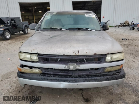 1999 Chevrolet Silverado 1500 with VIN 1GCEC14W2XZ136766, listed as a Copart auction lot 79644034 with 407,072 mi miles and Salvage Title. Bid and sale history available at carsss.com. Image 5.