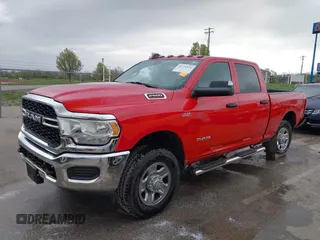 2021 Ram 2500 Tradesman с VIN 3C6UR5CJ8MG676276, выставлен на аукционе IAAI как лот 41978531 с пробегом 107 717 миль миль и . История ставок и продаж доступна на DreamBid. Изображение 19.
