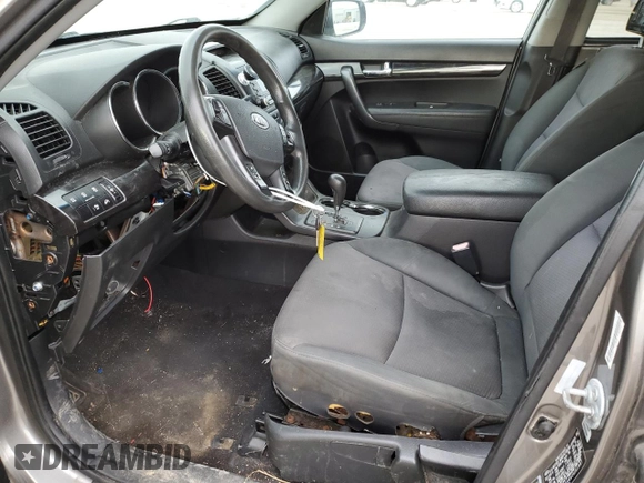 2012 Kia Sorento LX with VIN 5XYKT4A66CG281987, listed as a Copart auction lot 50423135 with Not Provided miles and Clean Title. Bid and sale history available at DreamBid. Image 7.