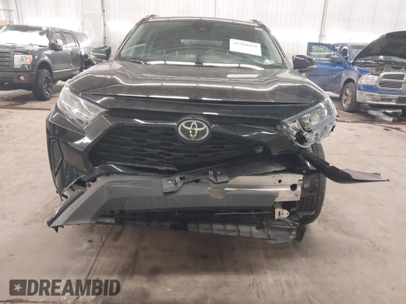 2021 Toyota RAV4 LE with VIN 2T3G1RFV6MC171289, listed as a IAAI auction lot 41380459 with 42,220 mi miles. Bid and sale history available at carsss.com. Image 6.