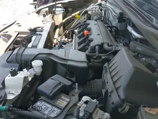 2021 Honda HR-V LX z VIN 3CZRU5H33MM706593, wystawiony jako IAAI lot #42548893 z przebiegiem 58 842 mil mil oraz . Historia ofert i sprzedaży dostępna na DreamBid. Obrazek 17.