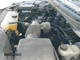 2017 Ford F-150 XL с VIN 1FTMF1C88HFA30489, выставлен на аукционе IAAI как лот 42481244 с пробегом 225 026 миль миль и . История ставок и продаж доступна на DreamBid. Изображение 19.