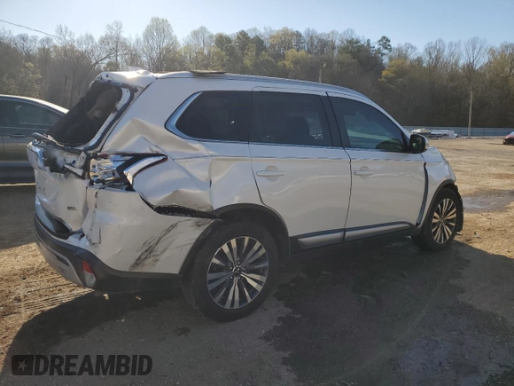 2020 Mitsubishi Outlander SE z VIN JA4AD3A35LZ019723, wystawiony jako Copart lot #50466605 z przebiegiem 117 700 mil mil oraz Szkoda całkowita • Salvage title. Historia ofert i sprzedaży dostępna na DreamBid. Obrazek 3.