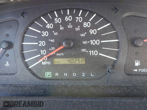 2000 Toyota Sienna CE with VIN 4T3GF19CXYU297351, listed as a IAAI auction lot 41086347 with 40,258 mi miles. Bid and sale history available at carsss.com. Image 7.