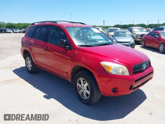 2006 Toyota RAV4 with VIN JTMZD33V966011749, listed as a IAAI auction lot 42005018 with 117,071 mi miles. Bid and sale history available at carsss.com. Image 1.
