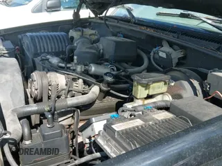 1999 Chevrolet Suburban z VIN 3GNFK16R1XG188363, wystawiony jako IAAI lot #42725689 z przebiegiem 411 660 mil mil oraz . Historia ofert i sprzedaży dostępna na DreamBid. Obrazek 16.