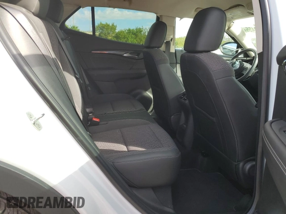 2022 Buick Envision Preferred with VIN LRBAZLR46ND009866, listed as a Copart auction lot 46472455 with 17,175 mi miles and Salvage Title. Bid and sale history available at carsss.com. Image 11.