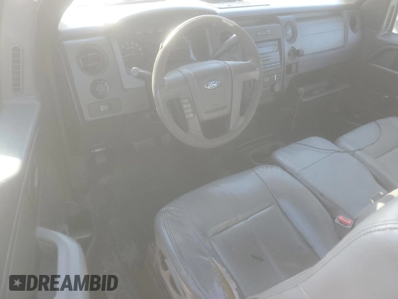 2012 Ford F-150 XL с VIN 1FTMF1CM0CKD75092, выставлен на аукционе Copart как лот 41412725 с пробегом 136 454 миль миль и Списание • Salvage title. История ставок и продаж доступна на DreamBid. Изображение 8.