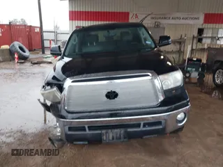 2012 Toyota Tundra 4WD Truck with VIN 5TFDW5F1XCX253223, listed as a IAAI auction lot 41453842 with 163,730 mi miles. Bid and sale history available at carsss.com. Image 13.