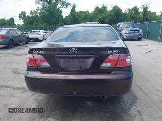 2002 Lexus ES 300 с VIN JTHBF30G425026580, выставлен на аукционе IAAI как лот 42370924 с пробегом 215 836 миль миль и . История ставок и продаж доступна на DreamBid. Изображение 16.