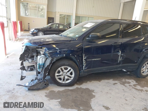 2018 Jeep Compass Sport с VIN 3C4NJDAB9JT266907, выставлен на аукционе IAAI как лот 41669562 с пробегом 102 831 миль миль и . История ставок и продаж доступна на DreamBid. Изображение 17.