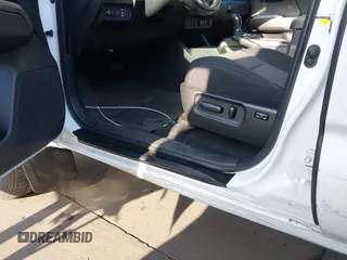 2023 Toyota Tacoma SR5 z VIN 3TMAZ5CNXPM208862, wystawiony jako IAAI lot #42206860 z przebiegiem 11 354 mil mil oraz . Historia ofert i sprzedaży dostępna na DreamBid. Obrazek 19.
