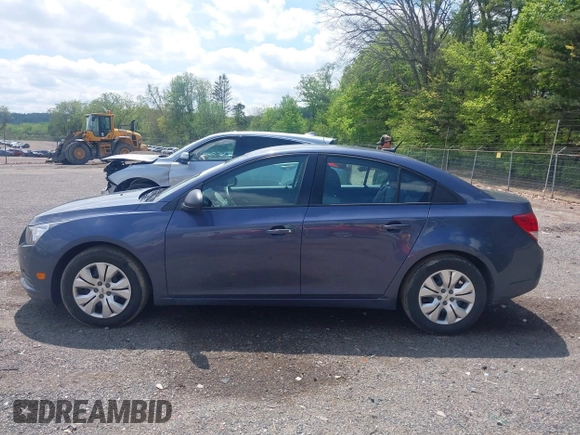 2014 Chevrolet Cruze LS with VIN 1G1PA5SG5E7450771, listed as a IAAI auction lot 42214200 with 66,312 mi miles and . Bid and sale history available at DreamBid. Image 14.