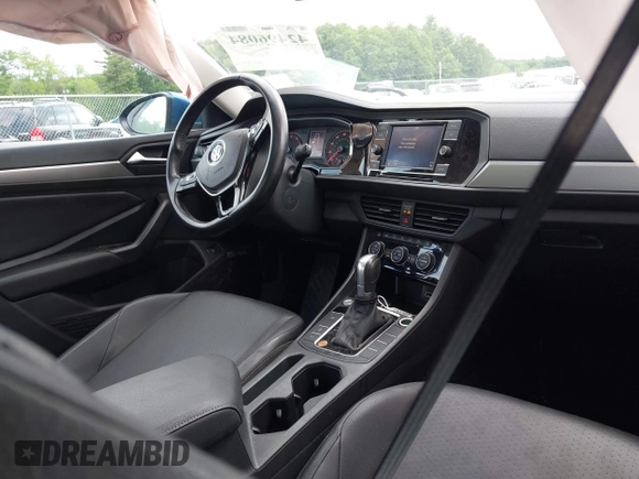 2019 Volkswagen Jetta S with VIN 3VWC57BU2KM040097, listed as a IAAI auction lot 42496084 with 29,720 mi miles and . Bid and sale history available at DreamBid. Image 5.