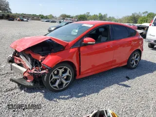 2017 Ford Focus ST with VIN 1FADP3L95HL333884, listed as a Copart auction lot 51368635 with 92,350 mi miles and Salvage Title. Bid and sale history available at carsss.com. Image 1.