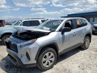 2023 Toyota RAV4 LE z VIN 2T3F1RFV6PW404831, wystawiony jako Copart lot #57941475 z przebiegiem Nie podano mil oraz Szkoda całkowita • Salvage title. Historia ofert i sprzedaży dostępna na DreamBid. Obrazek 1.