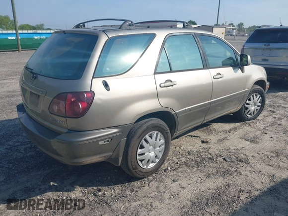 1999 Lexus RX 300 z VIN JT6GF10U8X0015207, wystawiony jako IAAI lot #42133074 z przebiegiem 230 216 mil mil oraz . Historia ofert i sprzedaży dostępna na DreamBid. Obrazek 4.