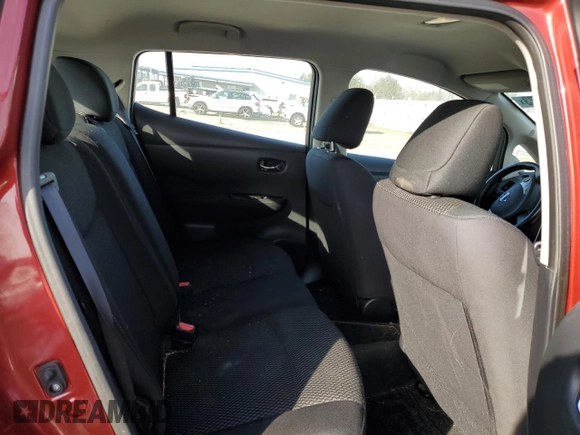 2015 Nissan LEAF SV with VIN 1N4AZ0CP7FC311909, listed as a Copart auction lot 39358473 with 84,576 mi miles. Bid and sale history available at carsss.com. Image 10.