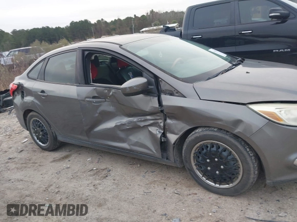 2012 Ford Focus SE with VIN 1FAHP3F24CL352340, listed as a IAAI auction lot 41118173 with 154,623 mi miles. Bid and sale history available at carsss.com. Image 6.