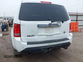 2014 Honda Pilot EX-L with VIN 5FNYF3H73EB024368, listed as a IAAI auction lot 41646002 with 157,336 mi miles and . Bid and sale history available at carsss.com. Image 6.