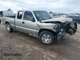 2000 Chevrolet Silverado 1500 LT with VIN 1GCEK19T8YE189692, listed as a IAAI auction lot 41523976 with 165,695 mi miles and . Bid and sale history available at DreamBid. Image 1.