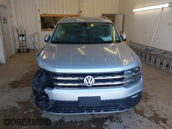 2019 Volkswagen Atlas SE with VIN 1V2LR2CA2KC533079, listed as a IAAI auction lot 41352399 with 88,826 mi miles and . Bid and sale history available at DreamBid. Image 12.