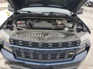 2019 Chevrolet Silverado 1500 Custom with VIN 3GCUYBEF1KG700224, listed as a Copart auction lot 79436234 with 81,814 mi miles and Salvage Title. Bid and sale history available at DreamBid. Image 11.
