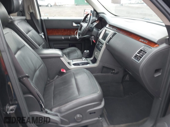 2011 Ford Flex Limited w/Ecoboost with VIN 2FMHK6DT8BBD19082, listed as a IAAI auction lot 41835209 with 231,272 mi miles. Bid and sale history available at carsss.com. Image 5.