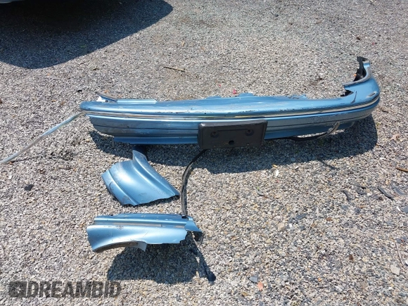 1993 Chevrolet Caprice с VIN 1G1BL53E6PW120910, выставлен на аукционе IAAI как лот 42480243 с пробегом 136 947 миль миль и . История ставок и продаж доступна на DreamBid. Изображение 12.