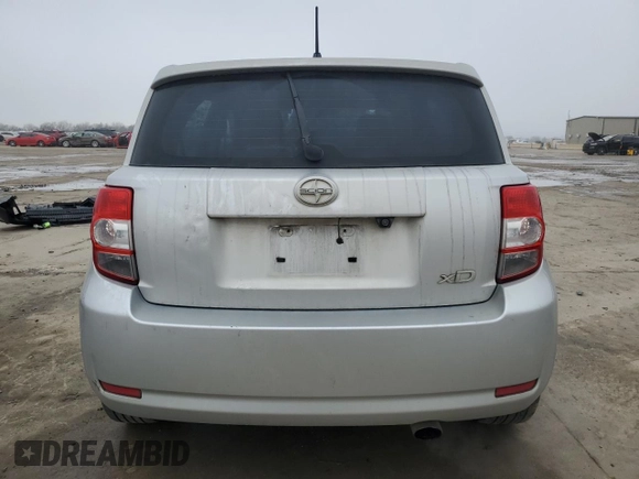 2008 Scion xD z VIN JTKKU10478J032819, wystawiony jako Copart lot #46455295 z przebiegiem 200 925 mil mil oraz Tytuł czysty. Historia ofert i sprzedaży dostępna na DreamBid. Obrazek 6.